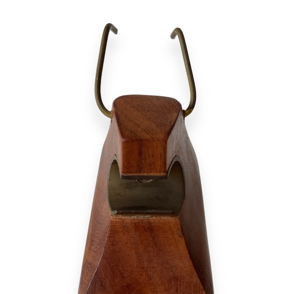 Wooden Bull Bottle Opener - Picture 6 of 6